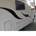 Thetford Karavan Servis Kapısı 7 1108 x 346mm - Görsel 2